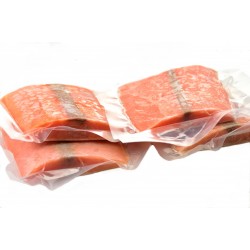 Salmón Porcionado sin Piel al Vacío – Calidad Premium y Listo para Cocinar